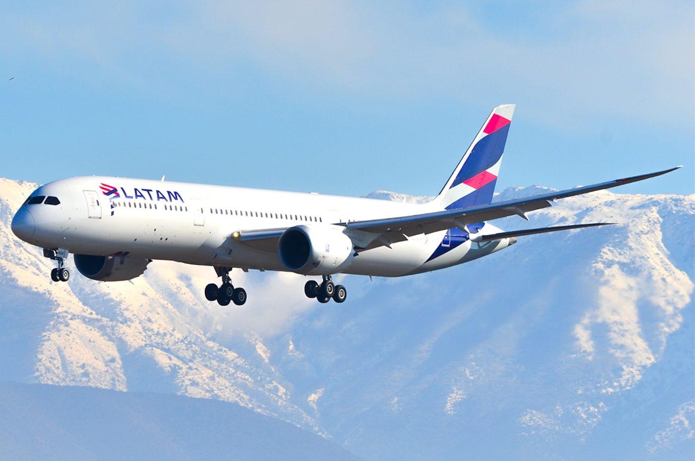 LATAM plane