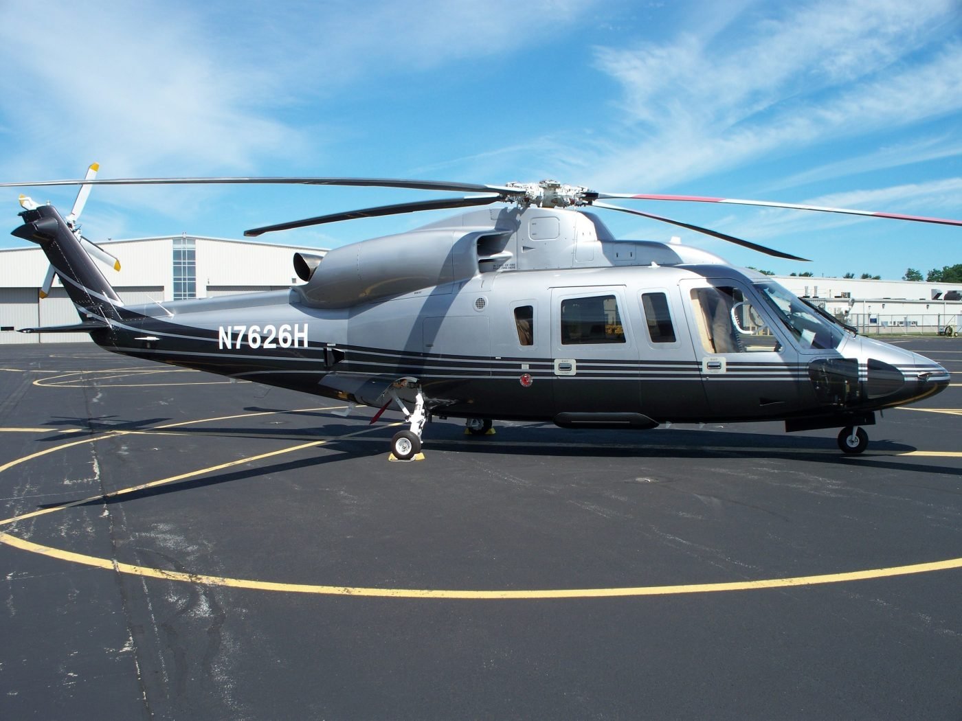 Sikorsky S-76D helicopter