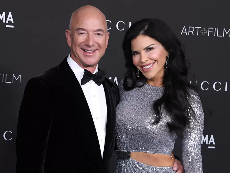 Jeff Bezos and his fiancée, Lauren Sánchez